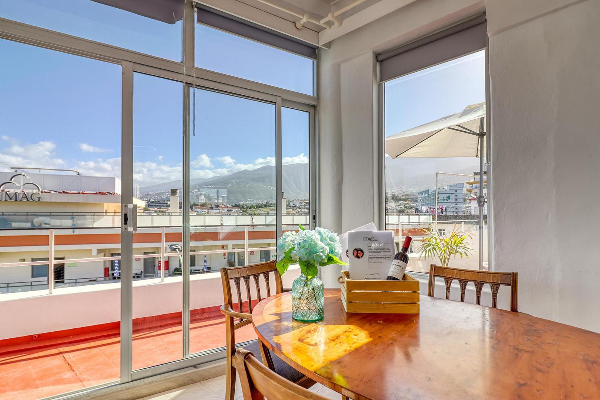 Spacious Penthouse With King-Size Bed, Huge Terrace, Ocean & Teide View Puerto de la Cruz  Exterior foto